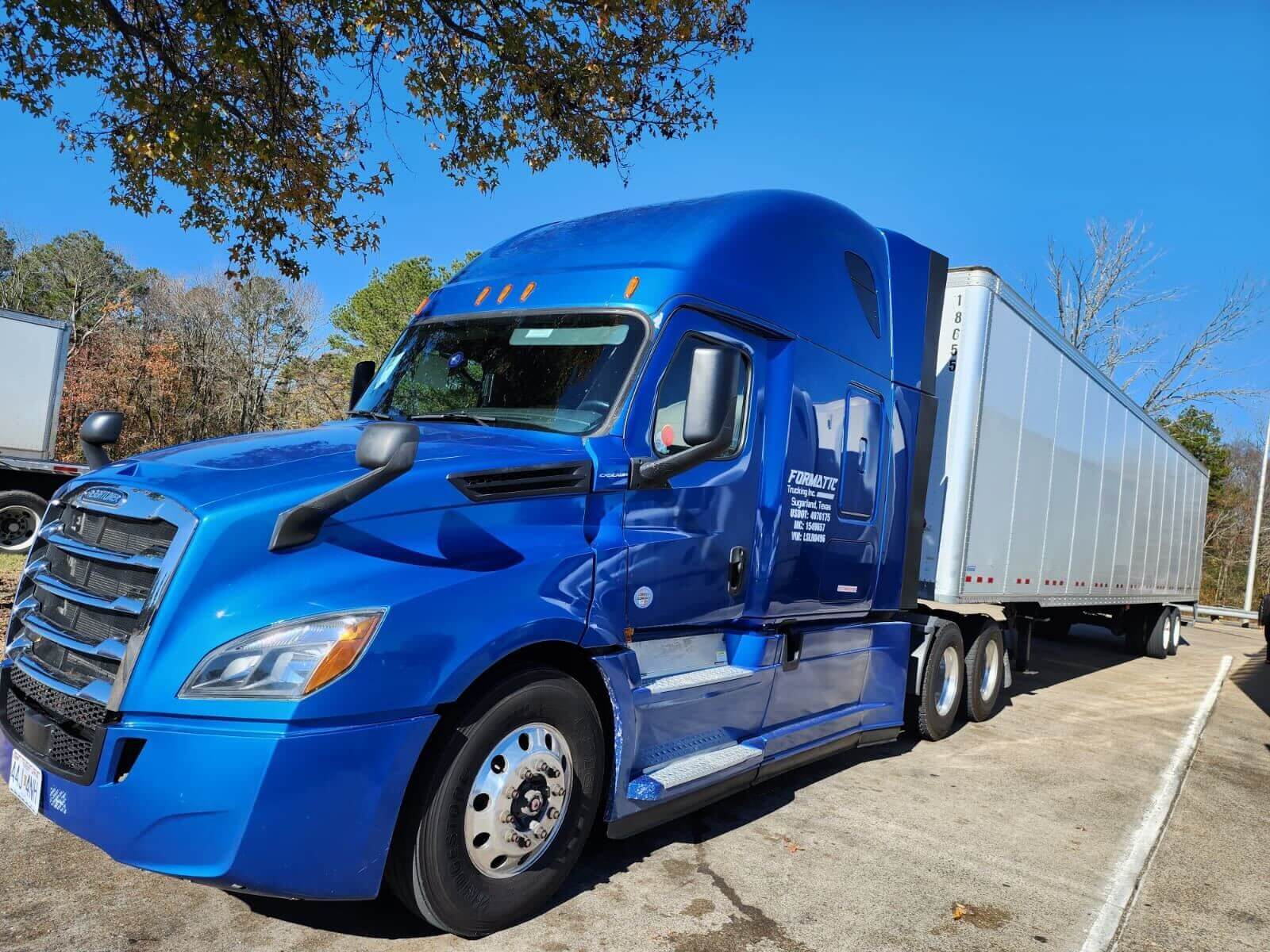 Formatic Trucking - #1 Freight Shipping Company | FTL & LTL Services